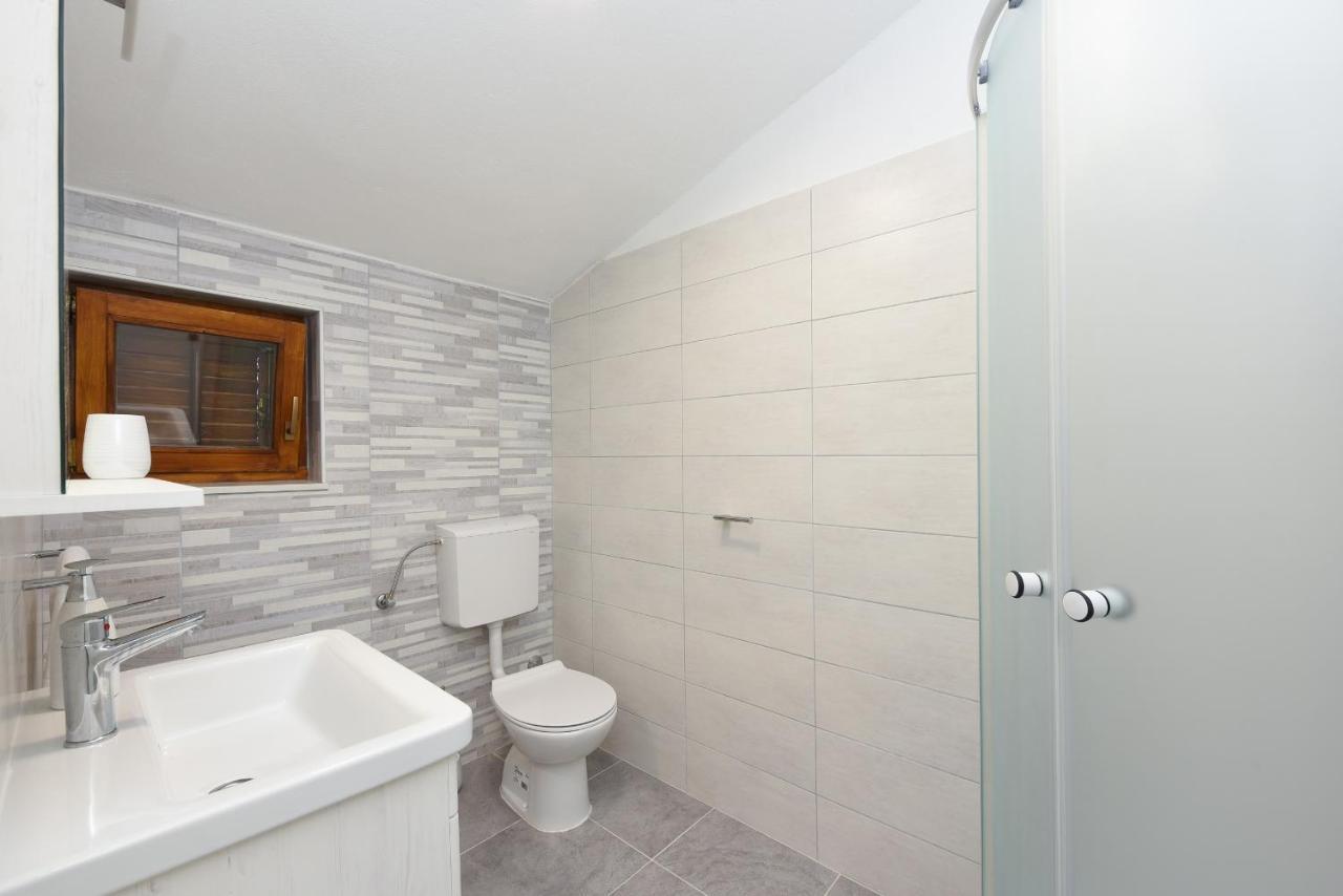 Apartman Magas With Private Pool Vinjerac Kültér fotó