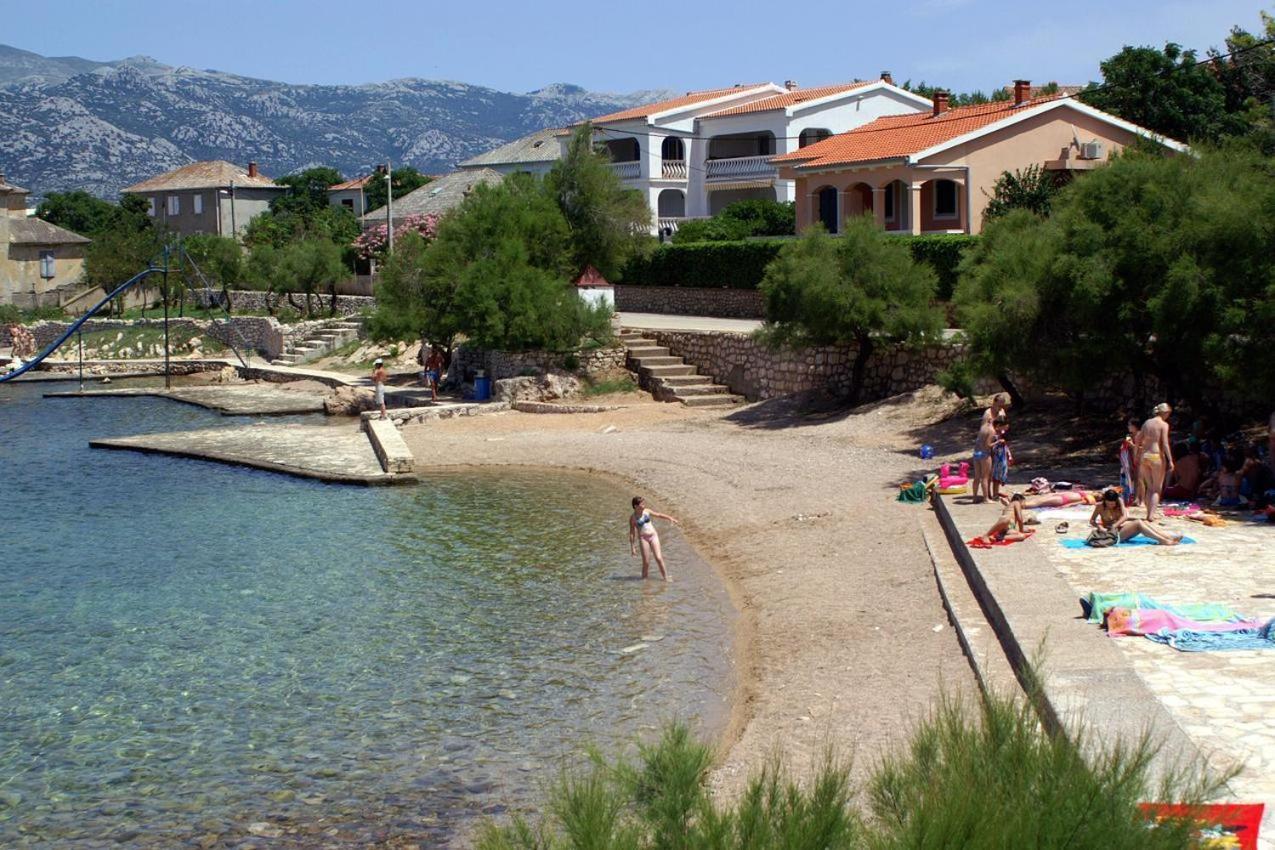 Apartman Magas With Private Pool Vinjerac Kültér fotó