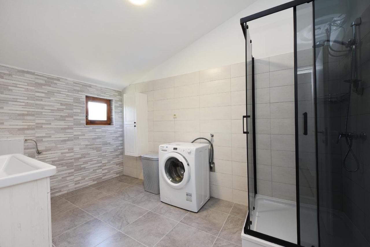 Apartman Magas With Private Pool Vinjerac Kültér fotó